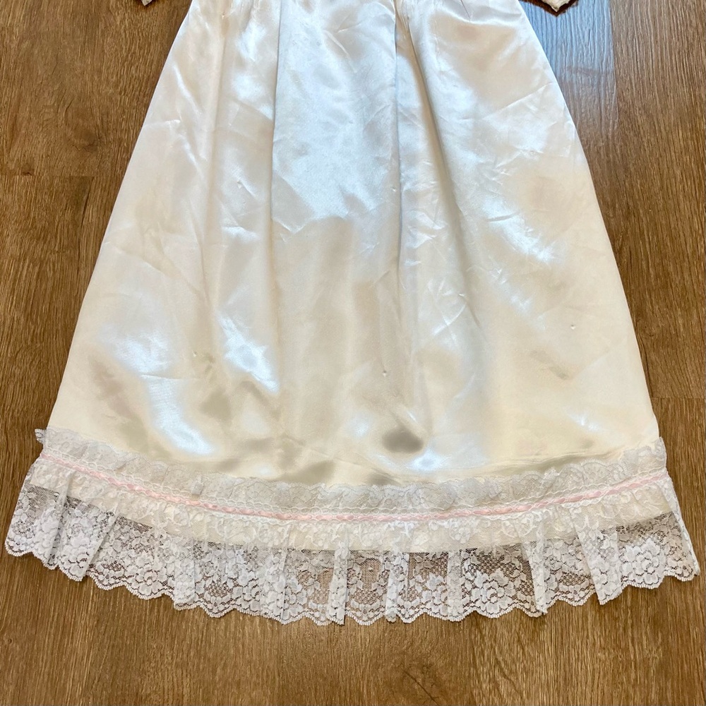 Little Girls Christening Gown Cover & Bonnet with Lace Trim Pink Rose Accents - Picture 7 of 14